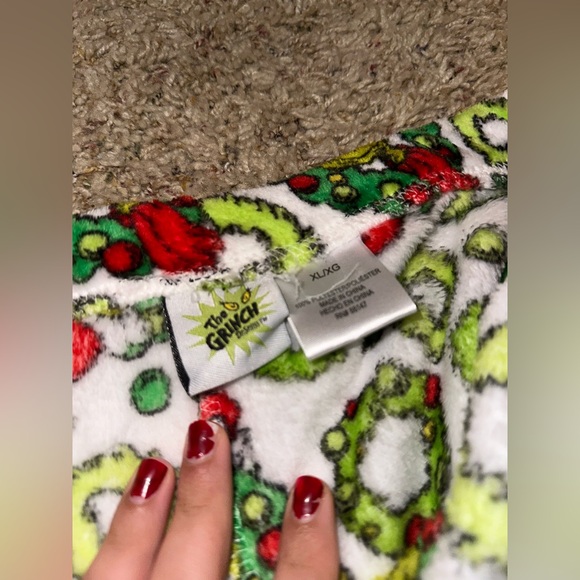 Cute Christmas 🎄 grinch size XL pajamas sleep 🎁 - Picture 6 of 6